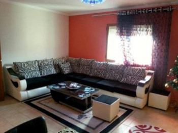 Apartament 2+1 me qera ne rrugen Frosina Plaku ne Tirane. Apartamenti ndodhet ne nje zone mjaft te n Apartament 2+1 me qera ne rrugen Frosina Plaku ne Tirane. Apartamenti ndodhet ne nje zone mjaft te n