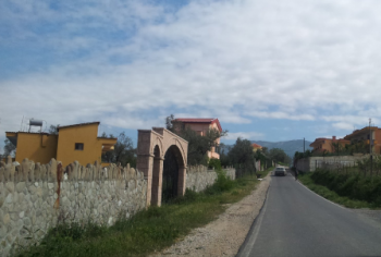 Land for sale close to Lunder in Gurra e Vogel Village.
The land has 1300 m2 of total area.
It Land for sale close to Lunder in Gurra e Vogel Village.
The land has 1300 m2 of total area.
It
