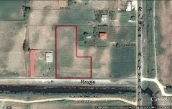 Toke per shitje ne plazhin e Velipojes ne Shkoder
Toka ka nje hapesire prej 3500 m2 shume prane rru Toke per shitje ne plazhin e Velipojes ne Shkoder
Toka ka nje hapesire prej 3500 m2 shume prane rru