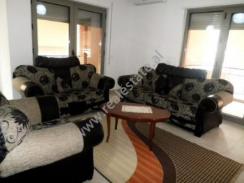 Apartament 2+1 me qera prane qendres Globe ne rrugen e Kavajes ne Tirane.
Apartamenti ndodhet ne ka Apartament 2+1 me qera prane qendres Globe ne rrugen e Kavajes ne Tirane.
Apartamenti ndodhet ne ka