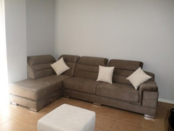 Apartament me qera ne rrugen Lidhja e Prizrenit ne Tirane.
Apartamenti ndodhet ne katin e peste ne Apartament me qera ne rrugen Lidhja e Prizrenit ne Tirane.
Apartamenti ndodhet ne katin e peste ne