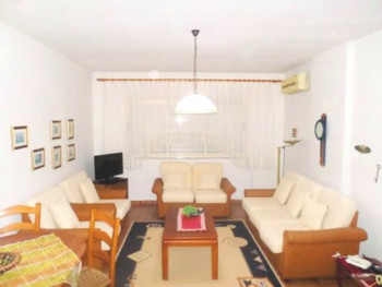 One bedroom apartment for rent in Ymer Kurti street close to Sheshi Wilson in Tirana.
The environme One bedroom apartment for rent in Ymer Kurti street close to Sheshi Wilson in Tirana.
The environme