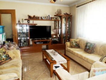 Two bedroom apartment for rent in Karl Topia complex in Zogu i Zi area in Tirana.
The apartment it Two bedroom apartment for rent in Karl Topia complex in Zogu i Zi area in Tirana.
The apartment it