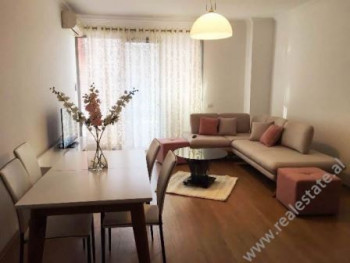 Apartament 3+1 me qera ne fillim te rruges se Dibres ne Tirane
Ndodhet ne katin e 4-te te nje pal Apartament 3+1 me qera ne fillim te rruges se Dibres ne Tirane
Ndodhet ne katin e 4-te te nje pal
