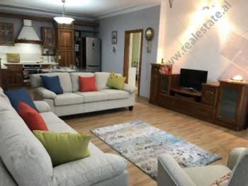 Apartament 2+1 me qera ne rrugen Faik Konica ne Tirane.
Ndodhet ne katin e 5-te te nje pallati te r Apartament 2+1 me qera ne rrugen Faik Konica ne Tirane.
Ndodhet ne katin e 5-te te nje pallati te r