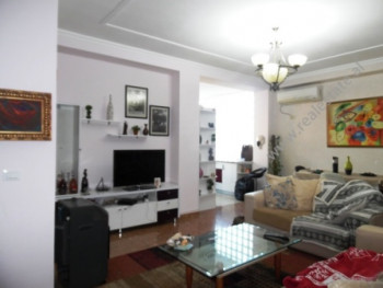 Apartament me qera prane Kishes Katolike ne rrugen e Kavajes ne Tirane.
Apartamenti ndodhet ne kati Apartament me qera prane Kishes Katolike ne rrugen e Kavajes ne Tirane.
Apartamenti ndodhet ne kati