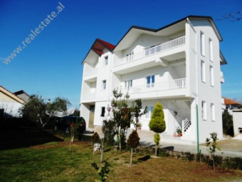 Apartment for rent in Farke in Tirana.
The apartment is situated on the ground floor of a villa in Apartment for rent in Farke in Tirana.
The apartment is situated on the ground floor of a villa in