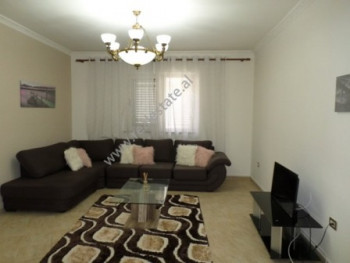 Apartament 2+1 me qera ne rrugen Karl Gega ne Tirane.
Apartamenti ndodhet ne katin e dyte te nje pa Apartament 2+1 me qera ne rrugen Karl Gega ne Tirane.
Apartamenti ndodhet ne katin e dyte te nje pa
