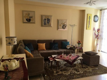 Apartament 2+1 me qera ne rrugen Viktor Hygo ne Tirane.
Apartamenti ndodhet ne katin e 3-te te nje Apartament 2+1 me qera ne rrugen Viktor Hygo ne Tirane.
Apartamenti ndodhet ne katin e 3-te te nje