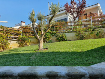Two storey villa for rent in one of the most well-known residences in Tirana in the Lunder area.
Two storey villa for rent in one of the most well-known residences in Tirana in the Lunder area.