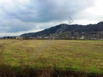 Land for sale in Ahmetaq area in Tirana.
It has a total surface of 14,000 m2 with regular parameter Land for sale in Ahmetaq area in Tirana.
It has a total surface of 14,000 m2 with regular parameter