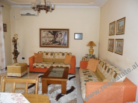 Two bedroom apartment for rent in Tirana.
The apartment is situated on the 4th floor of the buildin