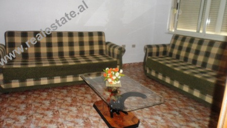 Apartament 2+1 me qera perballe Gjimnazit Petro Nini Luarasi ne Tirane.
Apartamenti ndodhet ne kati Apartament 2+1 me qera perballe Gjimnazit Petro Nini Luarasi ne Tirane.
Apartamenti ndodhet ne kati