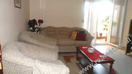 Apartament 1+1 me qera pas Postes Qendrore ne Tirane.
Apartamenti ndodhet ne katin e V-te te nje Apartament 1+1 me qera pas Postes Qendrore ne Tirane.
Apartamenti ndodhet ne katin e V-te te nje