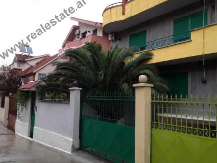 Two storey villa for rent at Kompleksi Dinamo Area.
This villa offers 110 m2 of living space in eac Two storey villa for rent at Kompleksi Dinamo Area.
This villa offers 110 m2 of living space in eac