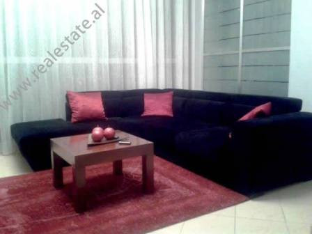 Apartament 3+1 me qera prane Qendres se Tiranes.
Apartamenti ndodhet shume prane qendres se qytetit Apartament 3+1 me qera prane Qendres se Tiranes.
Apartamenti ndodhet shume prane qendres se qytetit