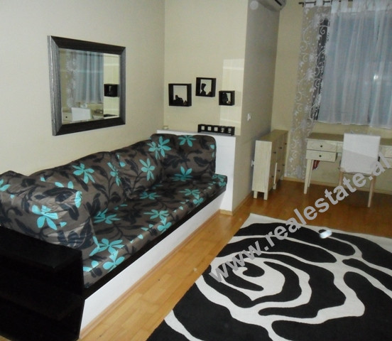 One bedroom apartment for rent in Bardhok Biba Street in Tirana.
The apartment is situated on the 4
