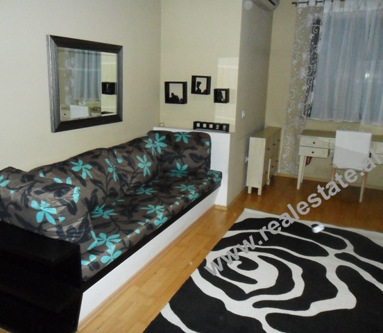 One bedroom apartment for rent in Bardhok Biba Street in Tirana.
The apartment is situated on the 4