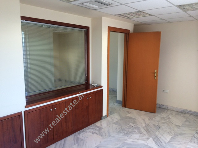 Office space for rent in the center of Tirana.
The office is situated on the 9th floor in a new bui