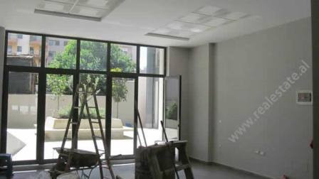 Space for rent in close to Dibra Street in Tirana.
The space is situated inside of the complex, on 