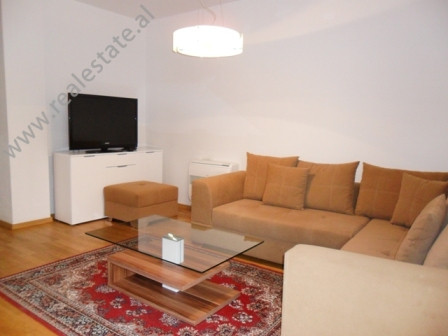 Apartament 2+1 me qera ne rrugen e Elbasanit, Sauk, Tirane.

Apartamenti ndodhet ne nje zone rezid