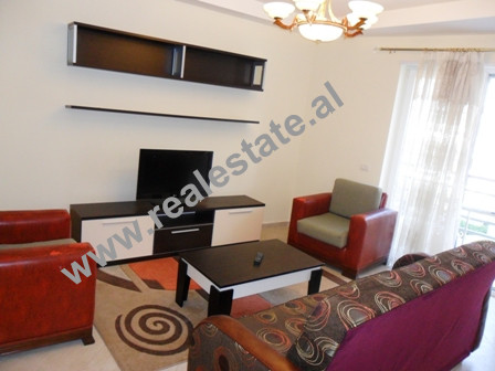 Apartment for rent in Saraceve Street.
It is situated on the 4-th floor in a new building.
The bui