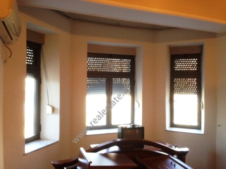 Office space for rent in Bajram Curri boulevard in Tirana.It is located on the 2nd floor in an exist