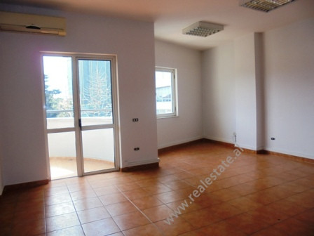 Office for rent in the Bllok area in Tirana.
The apartment is positioned on the 3rd floor of a new 
