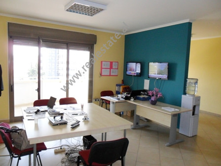 Three bedroom apartment for office for rent in Urani Pano Street in Tirana.
The apartment is situat