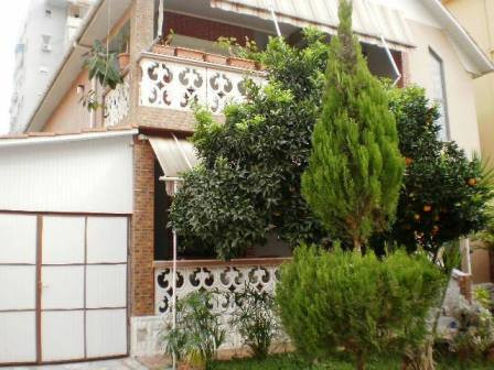 Two storey villa for sale in Don Bosko area in Tirana.
The villa is around 200 m2 inside divided in