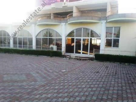 Three storey villa for sale in Lidhja Prizrenit Street in Tirana.
It is located on the side of the 