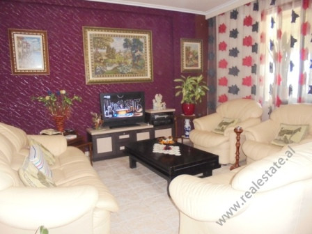 Two bedroom apartment for sale near Zogu i Zi area in Tirana.
Positioned on the 5th floor of a new 