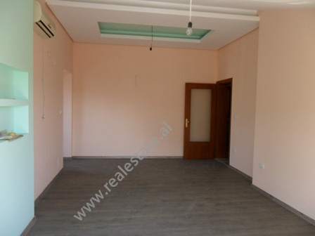 Apartment for rent in Zogu I Boulevard in Tirana.
It is situated on the 5-the floor in an old build