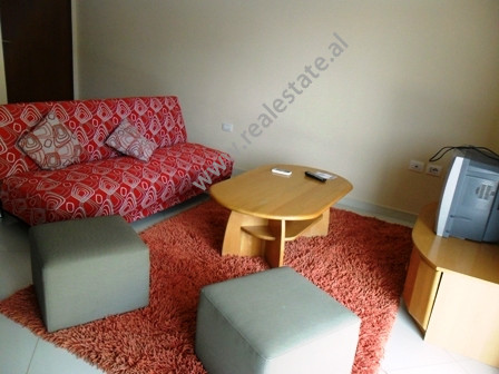 Apartment for rent in Qemal Stafa Street in Tirana.
It is situated on the 5-th floor in a new build