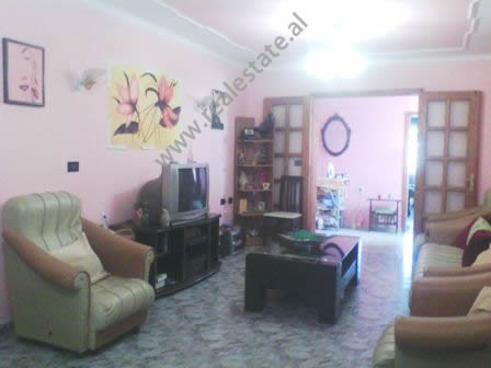 Apartment for sale near Pandi Dardha Street in Tirana. It is situated on the 2-nd floor in an old bu