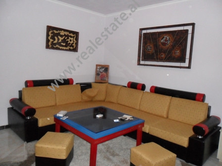 Apartment for rent in Edit Durham Street in Tirana.
It is situated on the ground floor in an old bu