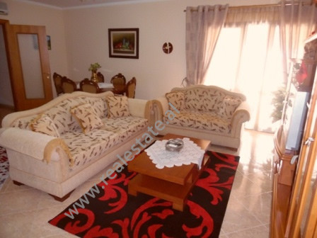 Apartament 2+1 me qera ne kompleksin Karl Topia ne Tirane

Apartamenti ndodhet ne katin e tete te 