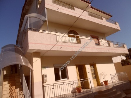 Three storey villa for rent in Artan Lenja Street in TIrana
It has 460 m2 of living space distribut