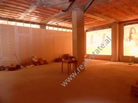 Store for rent close to Botanic Garden in Tirana.
The store is situated on the ground floor of a ne