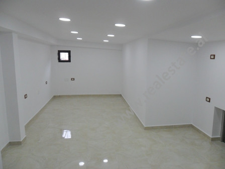 Store for rent in front of Vatican Embassy in Tirana.
It is situated on the 2-nd floor of a 2-store