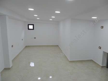 Store for rent in front of Vatican Embassy in Tirana.
It is situated on the 2-nd floor of a 2-store