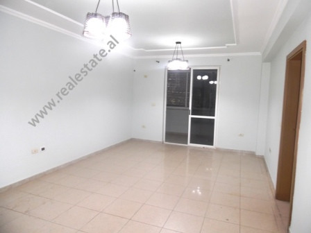 Apartment for office for rent close to Blloku area in Tirana.
It is situated on the first floor of 