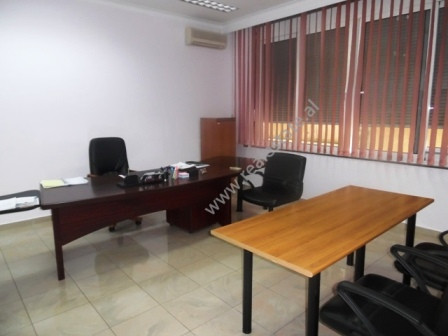 Office space for rent close to Blloku area in Tirana.
The office is situated on the 2nd floor of a 