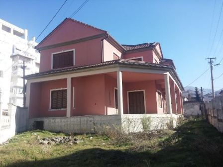 Two storey villa for sale in Emin Duraku street in Korca, Albania.

The villa has a surface of 376