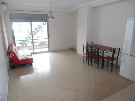 Apartment for offcie&nbsp;for rent near Casa Italia shopping center.

The apartment is situated on