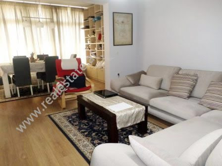 Apartament me qera ne rrugen Islam Alla ne Tirane.
Apartamenti ndodhet ne katin e trete te nje pall Apartament me qera ne rrugen Islam Alla ne Tirane.
Apartamenti ndodhet ne katin e trete te nje pall