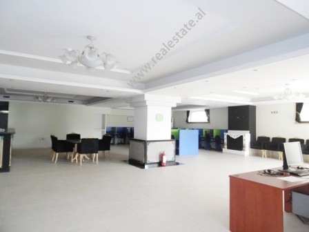 Store space for rent in Kodra e Diellit street in Tirana.
The store is situated on ground floor of 