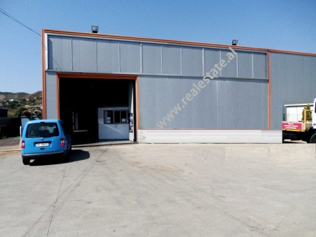 Warehouse for rent in Tirana-Durres highway in secondary street.
The environment has a surface of 4 Warehouse for rent in Tirana-Durres highway in secondary street.
The environment has a surface of 4