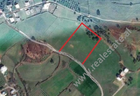 Land for sale close to Paskuqan lake in Tirana.
It is situated close to the main road and has easy Land for sale close to Paskuqan lake in Tirana.
It is situated close to the main road and has easy