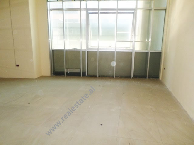 Store space for sale close to the center of Tirana.
The store is situated in second floor of a busi